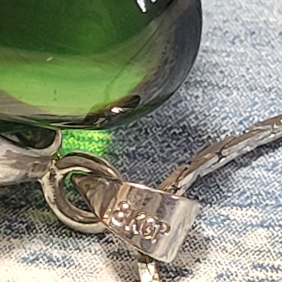 💚 Green Heart Necklace. - Picture 5 of 11